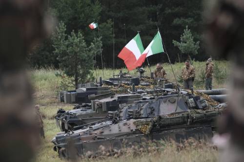 Italia pronta a "puntellare" la Nato: dove possono andare i soldati