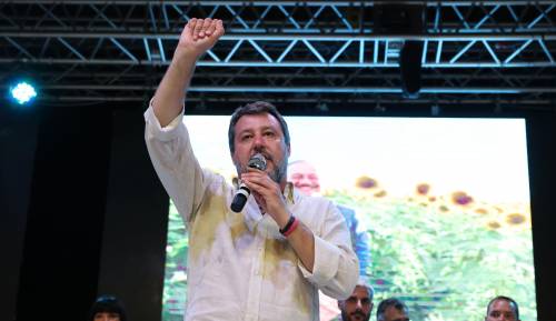 "Si vota tra 240 giorni e vince il centrodestra": la profezia di Salvini sul governo