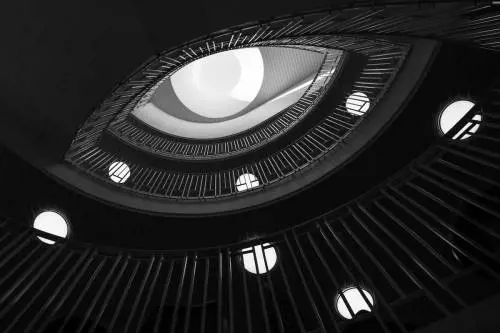 Assistenti vocali e rischio privacy: come capire se ci ascoltano