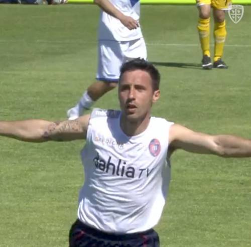 Blitz anti ultras a Cagliari: indagato anche l'ex calciatore Cossu