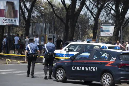 Incendio Roma, protesta autodemolitori blocca il traffico