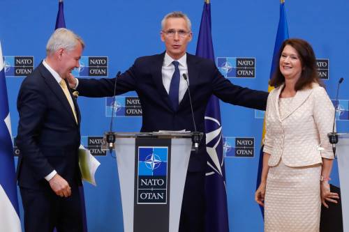 "Non sono come l'Ucraina": la strana mossa dello Zar su Svezia e Finlandia