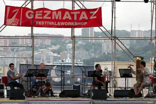 Se Tindiglia fa il “Gezmataz”