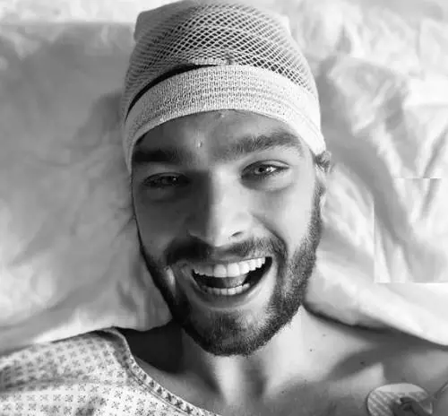 Il dramma di Riccardo Manera: "Ho una lesione tumorale alla testa"