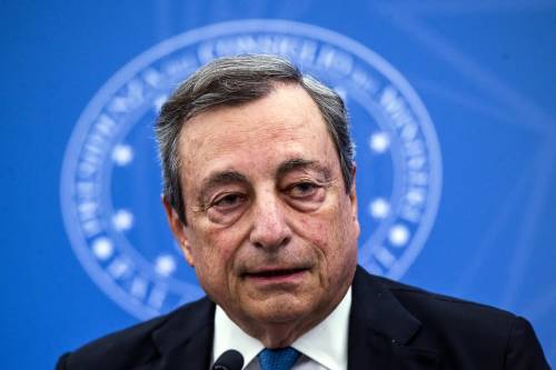 Draghi: "Mi dimetto". Ma il Colle respinge le dimissioni