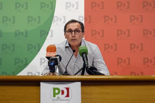 La gauche esulta per il repulisti in Campania. Ma il "colpevole" Boccia è stato promosso