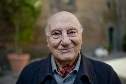 "Siamo tutti snob, basta capire di che tipo: “Vorrei ma non posso”, aristocratici o anticonformisti"