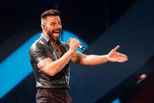 Ricky Martin, il nipote e l'accusa di incesto. "Idea disgustosa"