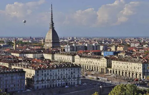 Quanto ci costa il debito pubblico della città in cui viviamo