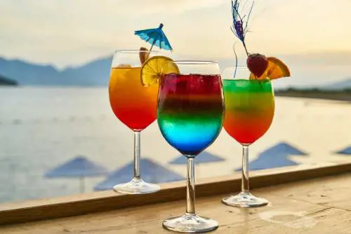 Dagli "ecospirits" alle bevande funzionali, i drink analcolici dell'estate