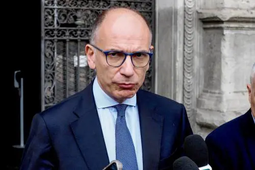 Il Bestiario, Il Lettigno