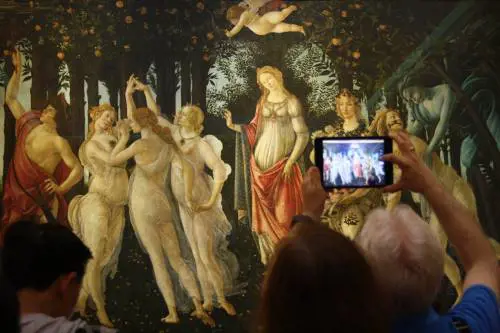 "Qui dobbiamo chiudere...". L'allarme del direttore degli Uffizi