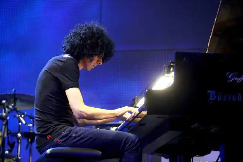 Tragedia per Giovanni Allevi: trovata morta in casa la sorella