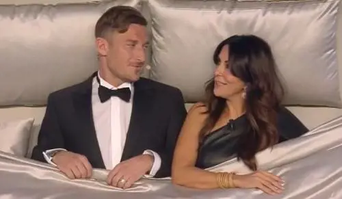 Quel commento della Ferilli su Totti: "C'è solo da ridere"