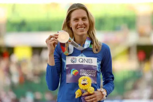 La cenerentola Elena. Un bronzo mondiale vinto con la scarpa rotta