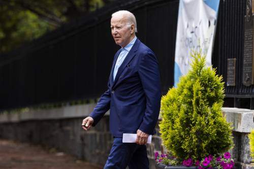 "Ha sintomi lievi": Joe Biden positivo al Covid