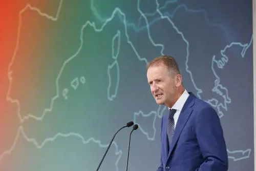 Volkswagen scarica Diess Bosch, salvo il sito di Bari