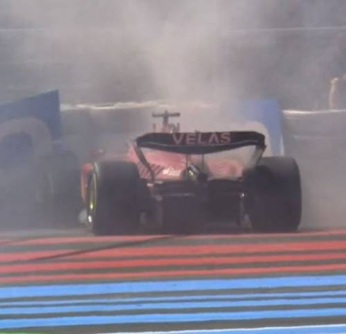 Gp Francia, Leclerc a muro al giro 17. Verstappen ringrazia e vince
