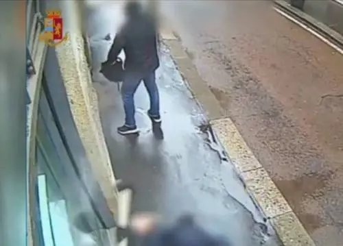 "Distruggi e prendi". Così i "Pink Panthers" terrorizzavano le gioiellerie