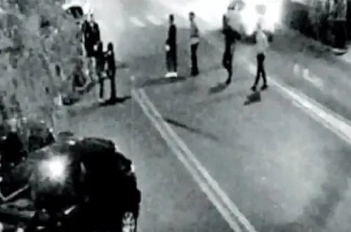 "Ci insegnavano a uccidere l'avversario". La foto che incastra i Bianchi