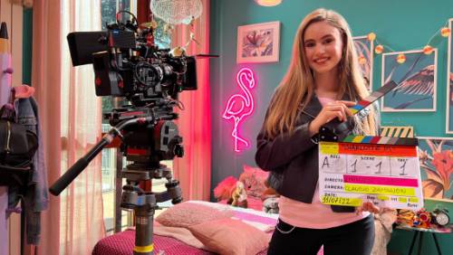 La star del web sbarca al cinema: a Milano le riprese del film di Charlotte M.