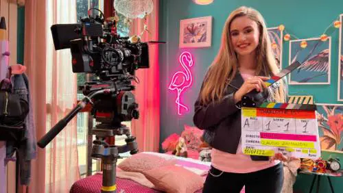La star del web sbarca al cinema: a Milano le riprese del film di Charlotte M.