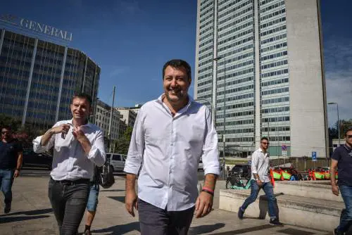 "Nomi dei ministri prima del voto". La proposta di Salvini agli alleati