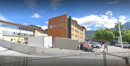 "Forse ha ingerito qualcosa al parco". Muore bimbo di 2 anni