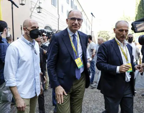 L'ossessione di Letta: così il Pd vuol propinarci la patrimoniale