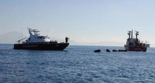 Paura sull'aliscafo per Ischia: lo scontro col molo, ferita anche una neonata