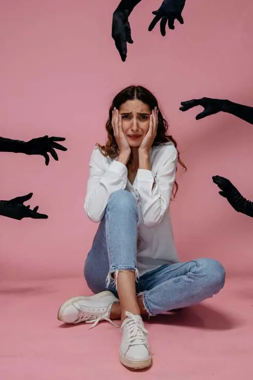 Disturbo ossessivo compulsivo: cos'è, le cause e quali sono le cure