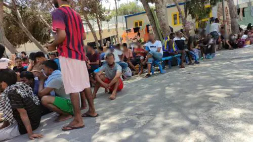 Lampedusa senza pace. Quasi 300 nuovi arrivi e il flusso non si ferma