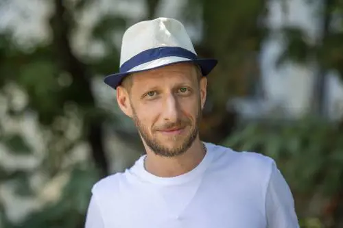 "Il mio vicino Adolf" racconta il trauma di chi è sopravvissuto ai campi di sterminio