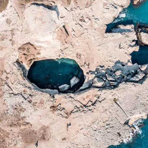 Grotta della Poesia, la natura incontra la leggenda