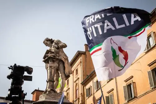 Smontato il fango su Fratelli d'Italia. Ma la sinistra rimane muta