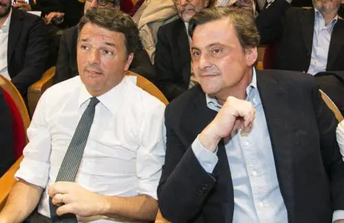 Il Terzo polo è già fuso. Calenda al Colle da solo. Renzi parte per l'estero