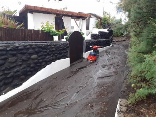 Fiumi di fango e frane: sud Italia devastato dal maltempo