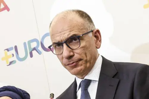 Letta e Pd in preda ai fantasmi: ora gridano alla "democratura"