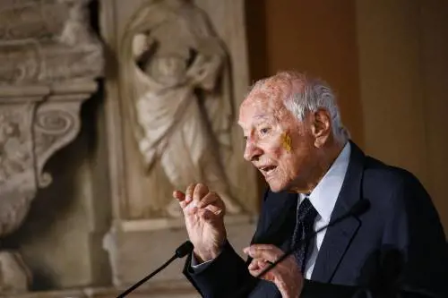 Dalla Regina Elisabetta a Piero Angela: gli addii del 2022