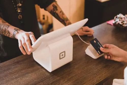 Comprare a rate senza busta paga: cosa c’è da sapere