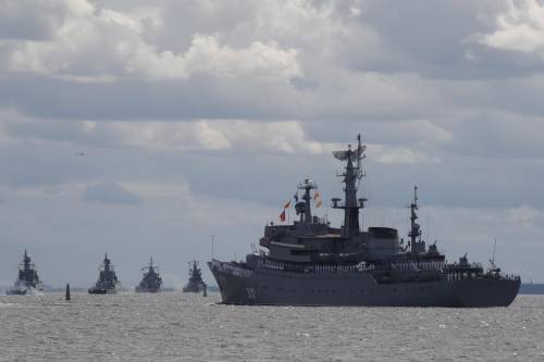 "Navi con armi nucleari nel Baltico": l'ultima mossa della Russia