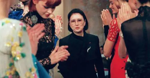 Addio a Hanae Mori, la grande signora della moda giapponese