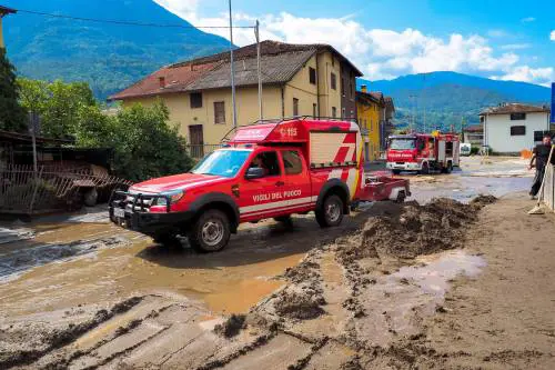 Grandinate e bombe d'acqua. E il Po si riprende le spiagge