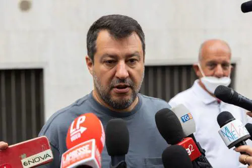 Salvini orgoglioso di una squadra senza vip. "Da noi validi sindaci, imprenditori e giovani"