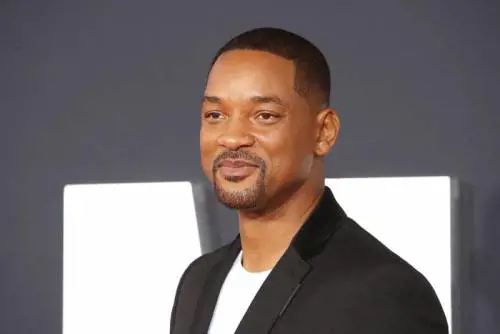 Will Smith torna sui social e si prende in giro da solo