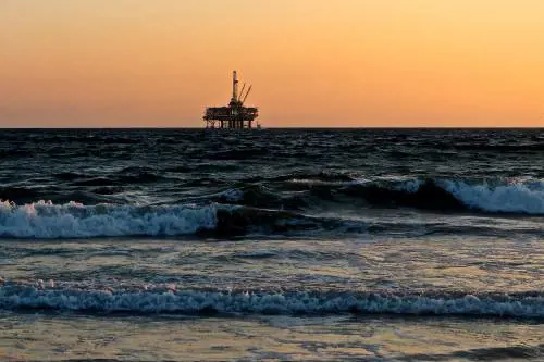 L'Eni scova il gas a Cipro. Ma i prezzi affossano la Ue