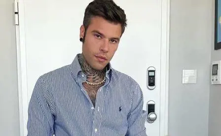 "Non sono pentito per la foto": Fedez vede solo i problemi che piacciono a lui