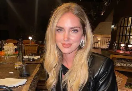 Ornella Muti contro la Ferragni: "Ha sbattuto il figlio sulle barrette...."