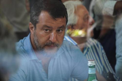 Salvini ai leader: "Armistizio su gas e luce". Ma da sinistra solo accuse