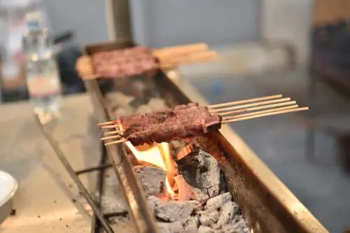 Dal sogno di due pastori alla tavola, ecco gli arrosticini abruzzesi